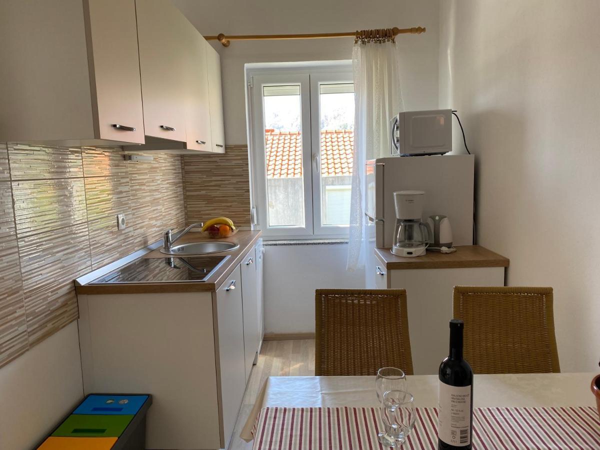Apartmani Tamara - Baska Екстериор снимка